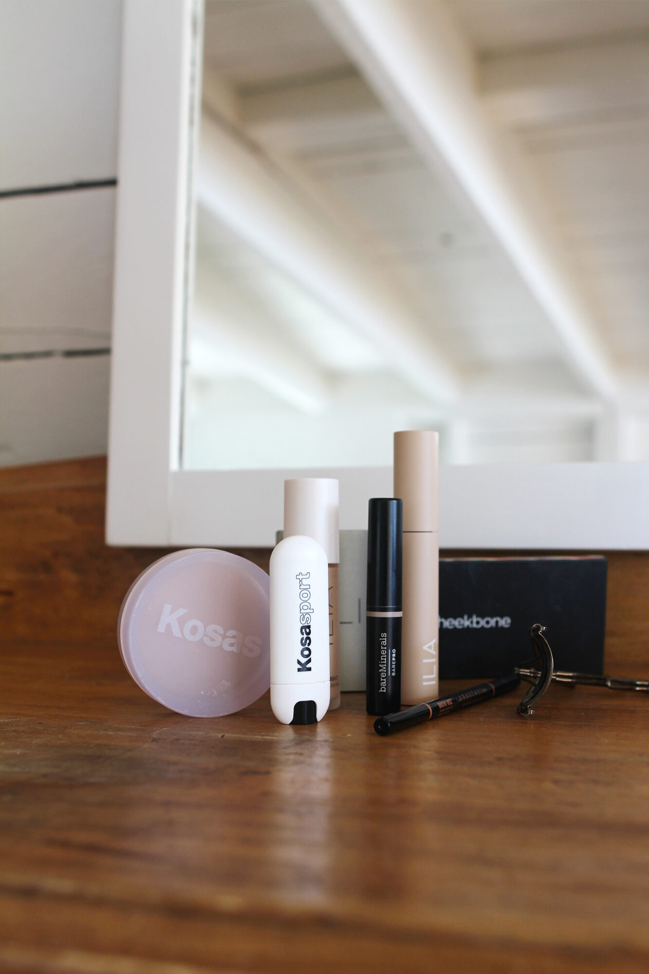 MY CURRENT MAKEUP CAPSULE